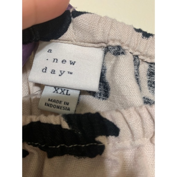 A New Day Easy Linen Tank Dress 🤍🖤🤍 - Picture 5 of 6